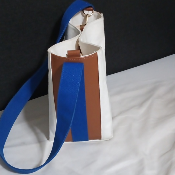 Bagging Rights Buck It Bag - Picture 3 of 13